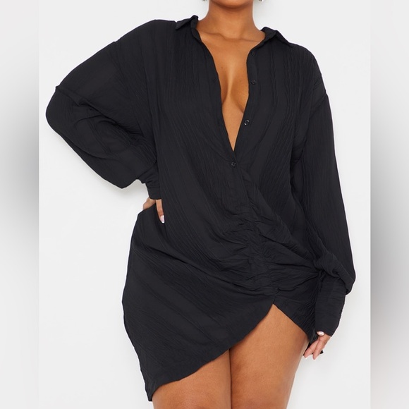Pretty Little Thing PLUS BLACK TEXTURED GATHERED DETAIL LONG SLEEVE SHIRT DRESS - Picture 1 of 14